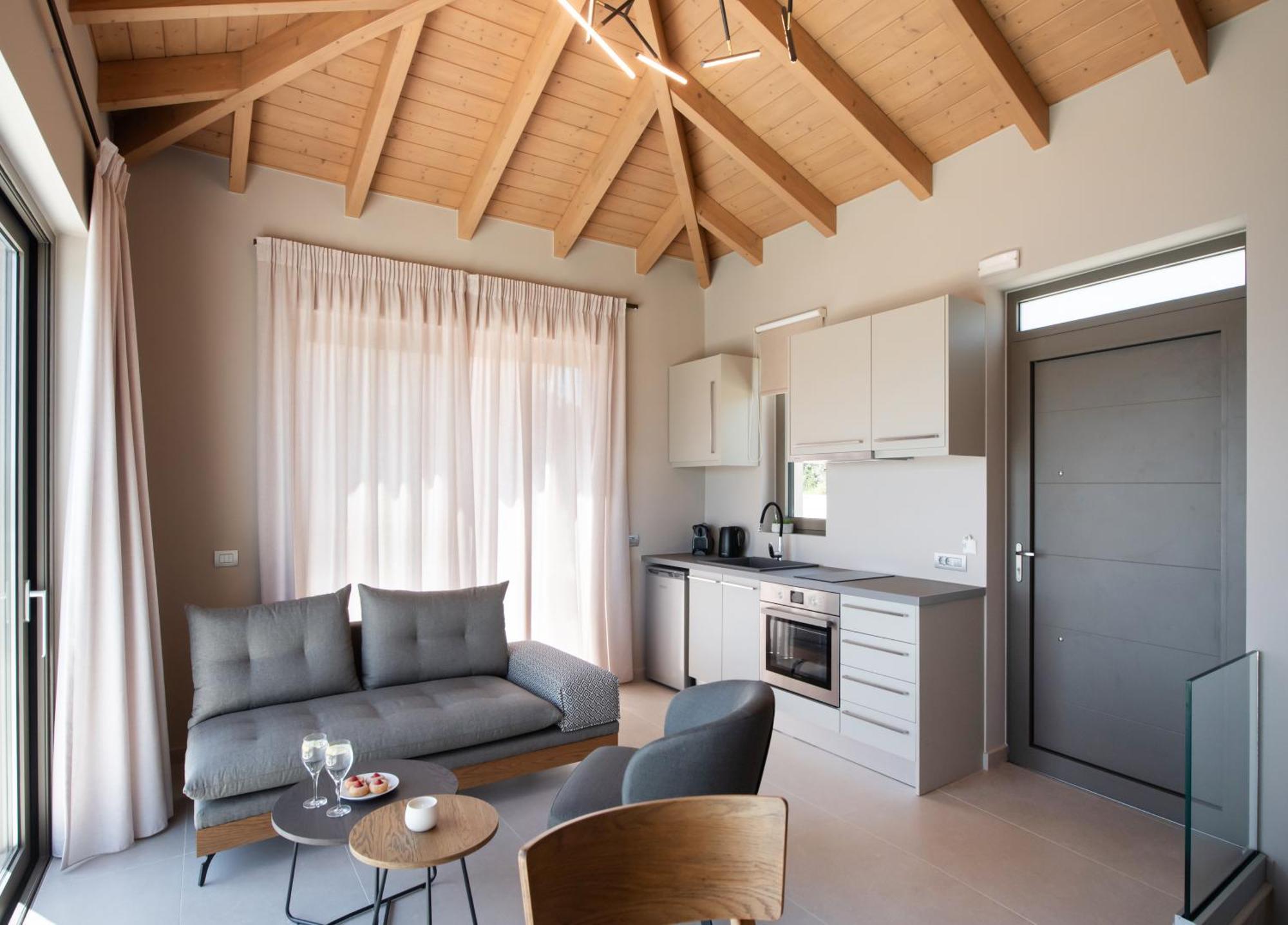 Highview Luxury Suites Katouna Zewnętrze zdjęcie